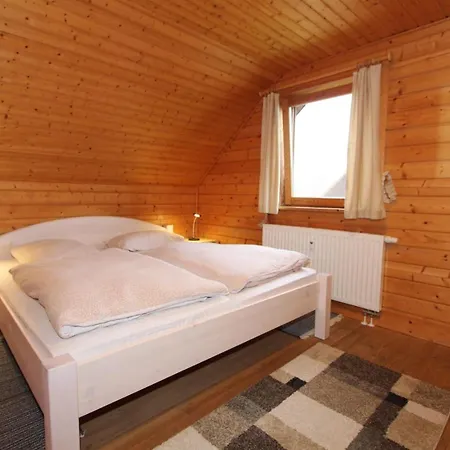 Im Naturerlebnisdorf Blauvogel *