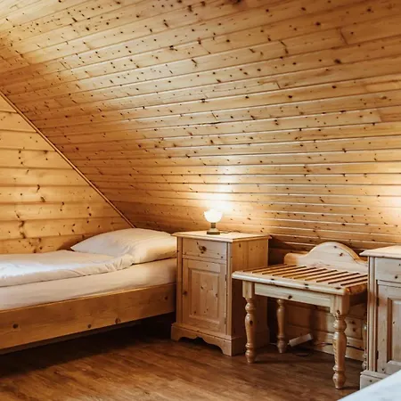 Im Naturerlebnisdorf Blauvogel *