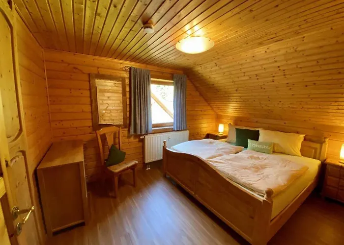 Im Naturerlebnisdorf Blauvogel