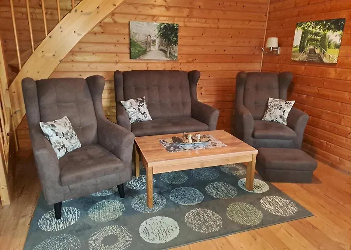 Im Naturerlebnisdorf Blauvogel * هاسلفيلد