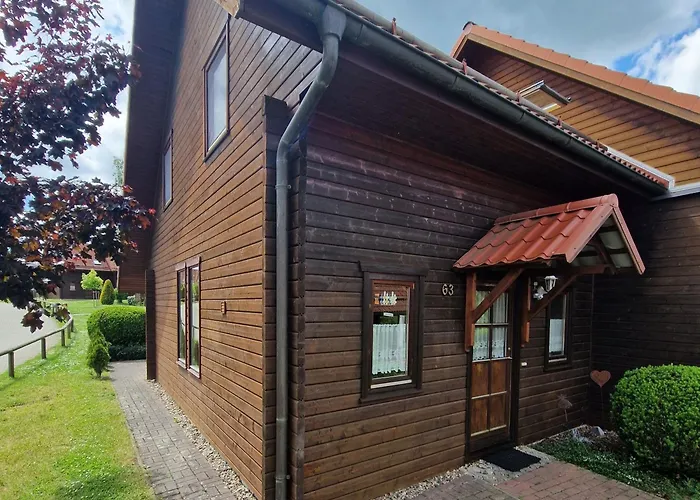 Im Naturerlebnisdorf Blauvogel